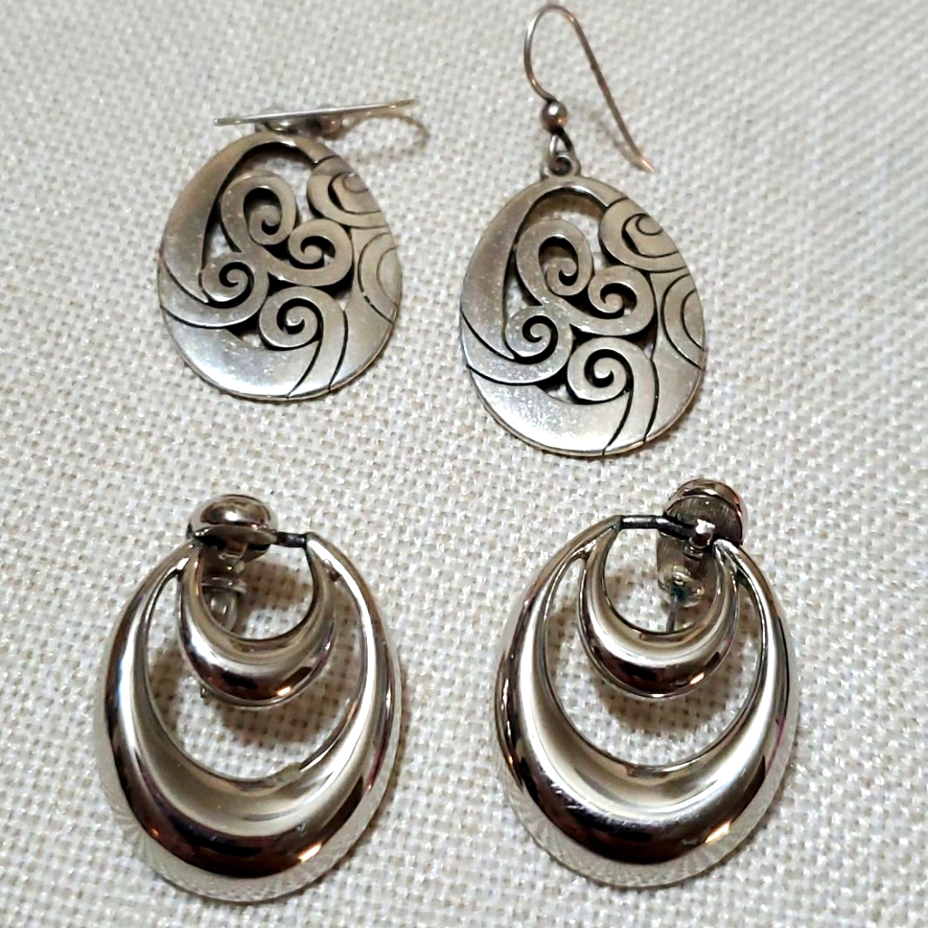 Set Of 2 Silver Tone Earrings